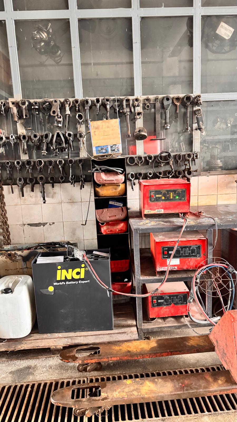 Akü Şarj İstasyonu