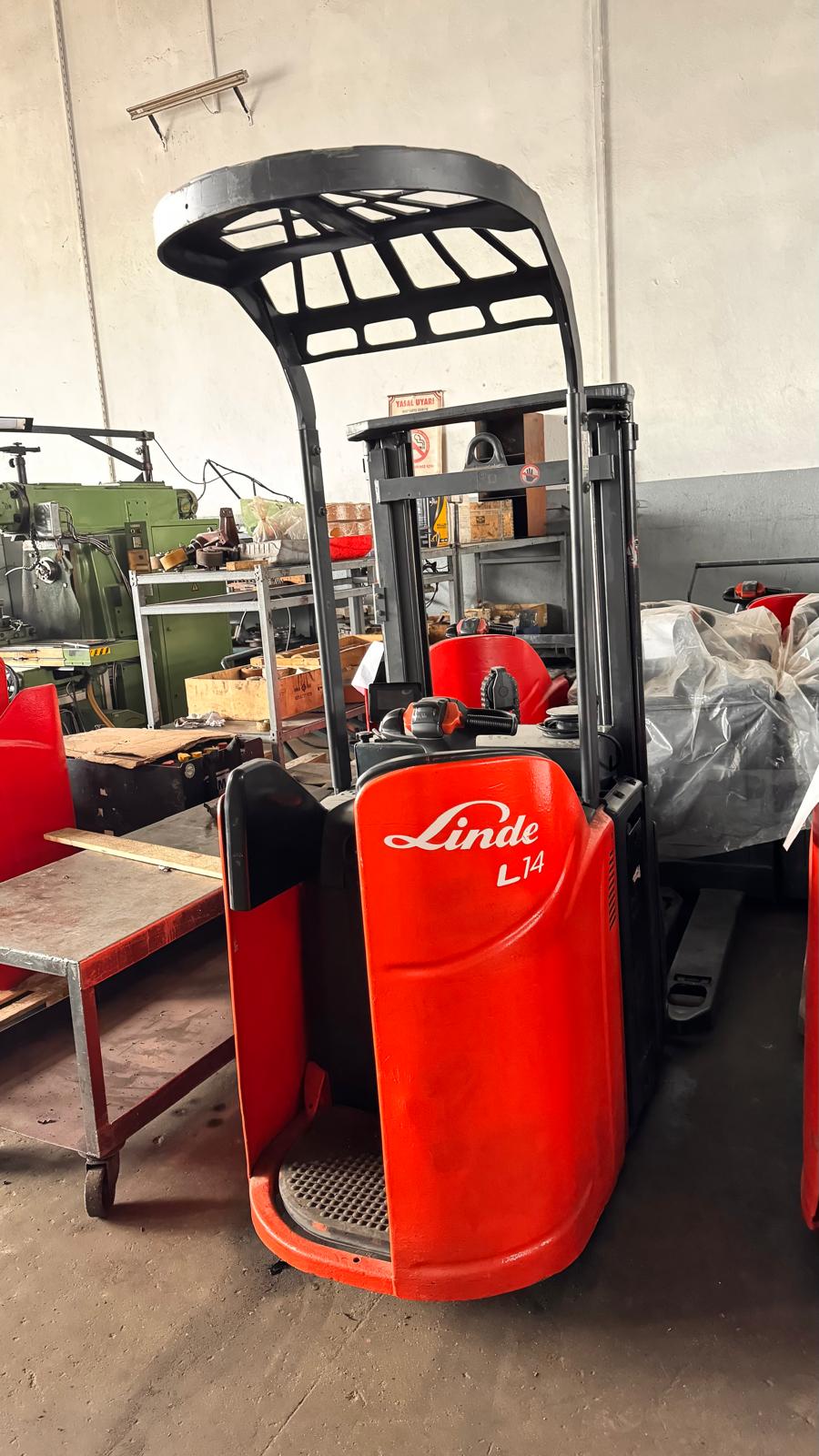 Linde L14 Forklift